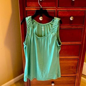 Merona sleeveless tank top, green, 100% cotton, great for summer, size large